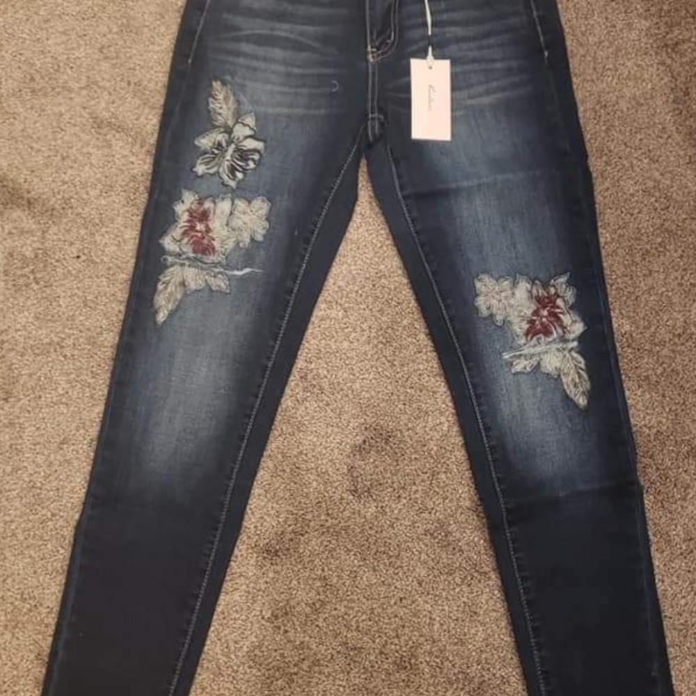 Kancan Embroidered Skinny Jeans